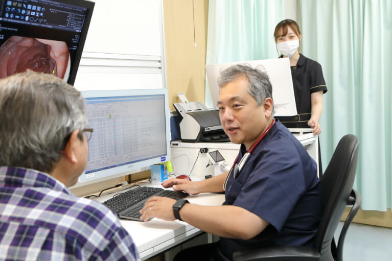 胃バリウム検査で引っかかった方は早めに胃カメラを受けましょう